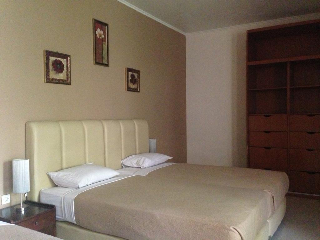 ג'קרטה Gondia Guesthouse חדר תמונה