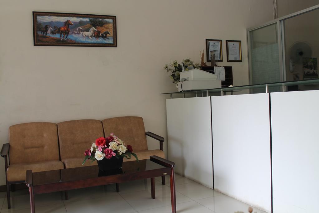 ג'קרטה Gondia Guesthouse מראה חיצוני תמונה