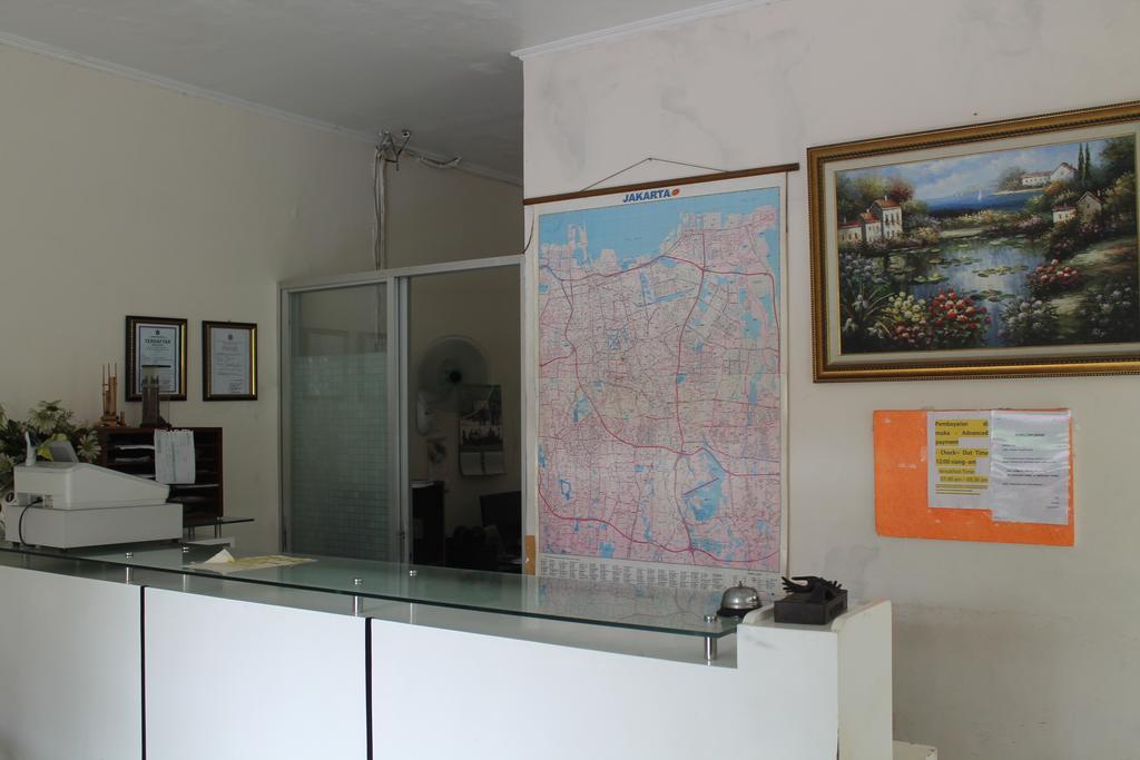 ג'קרטה Gondia Guesthouse מראה חיצוני תמונה