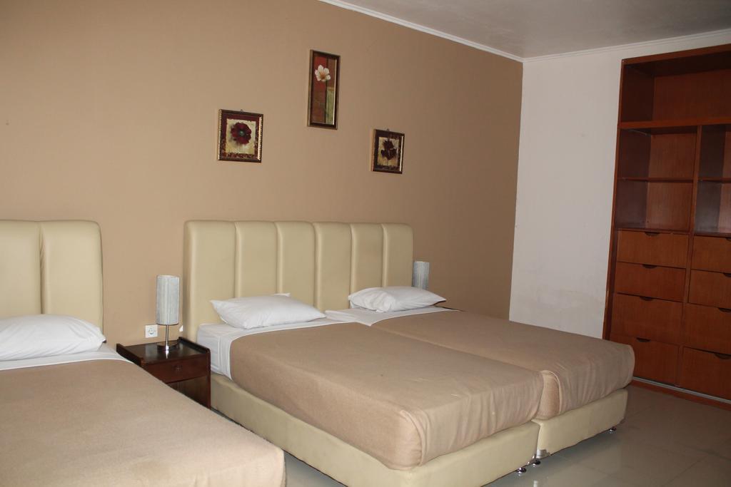 ג'קרטה Gondia Guesthouse חדר תמונה