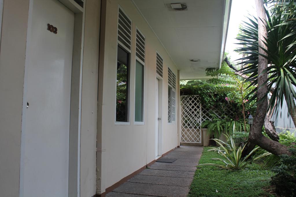 ג'קרטה Gondia Guesthouse מראה חיצוני תמונה