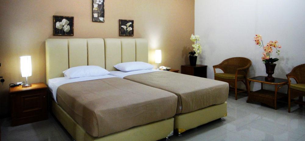 ג'קרטה Gondia Guesthouse מראה חיצוני תמונה